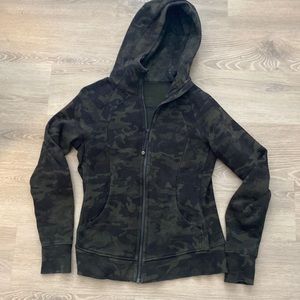 Lululemon camo zip up sweatshirt size 8